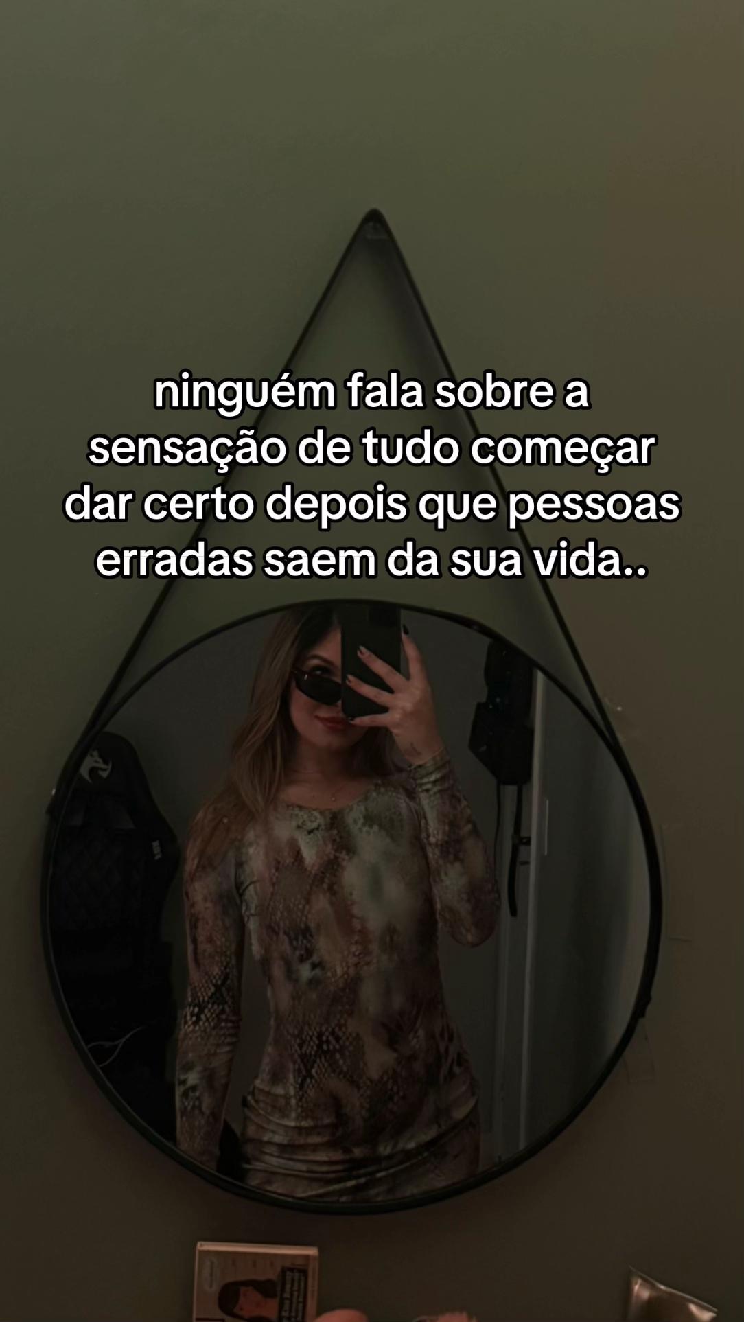 @Laura🪞