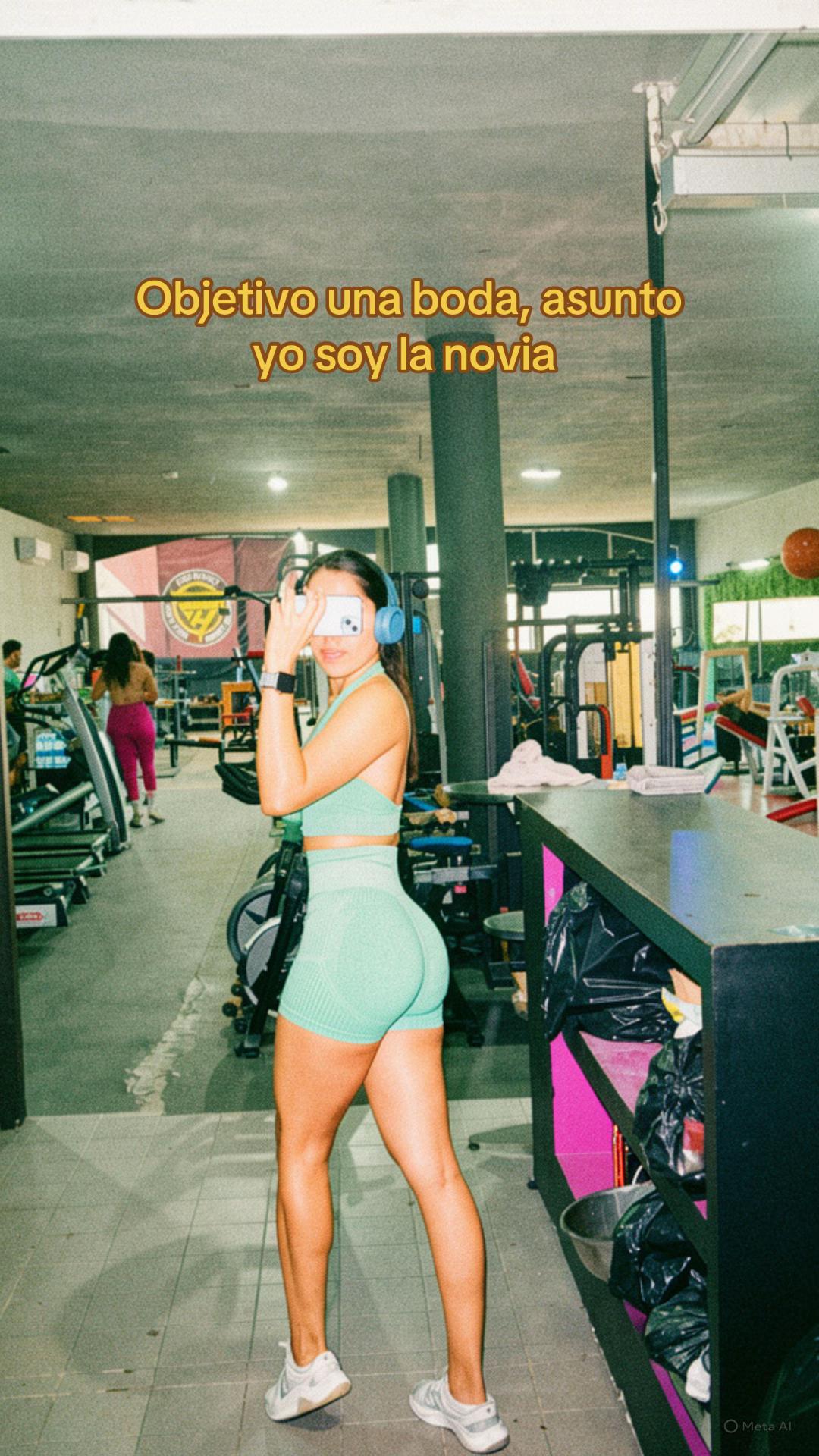 @aleey Galindo