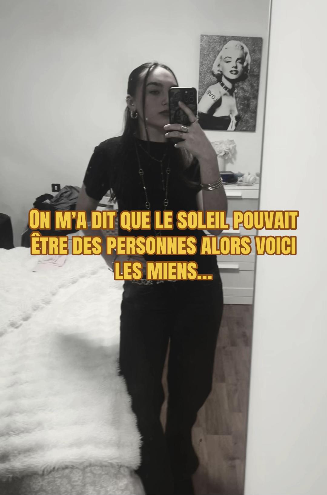@Laura🪩🤘