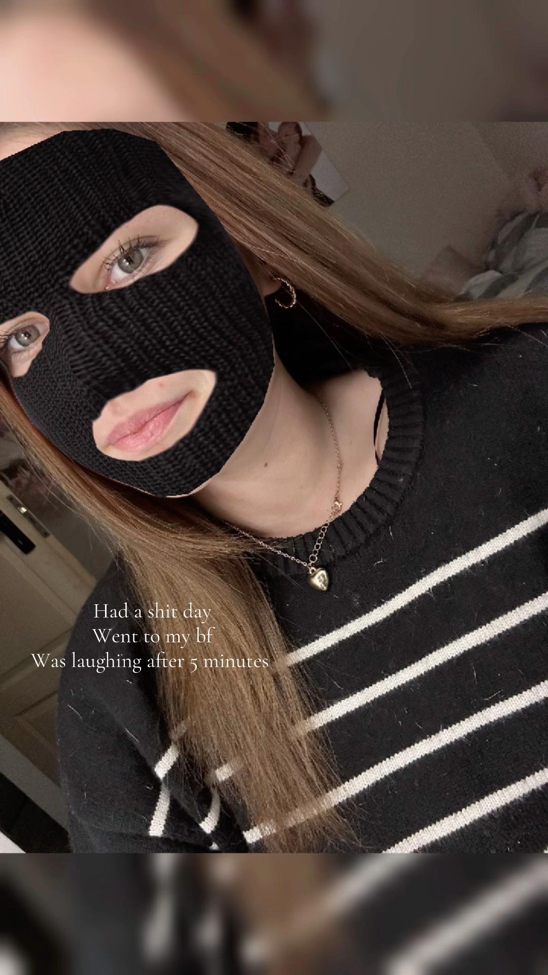 @Emma Lombard