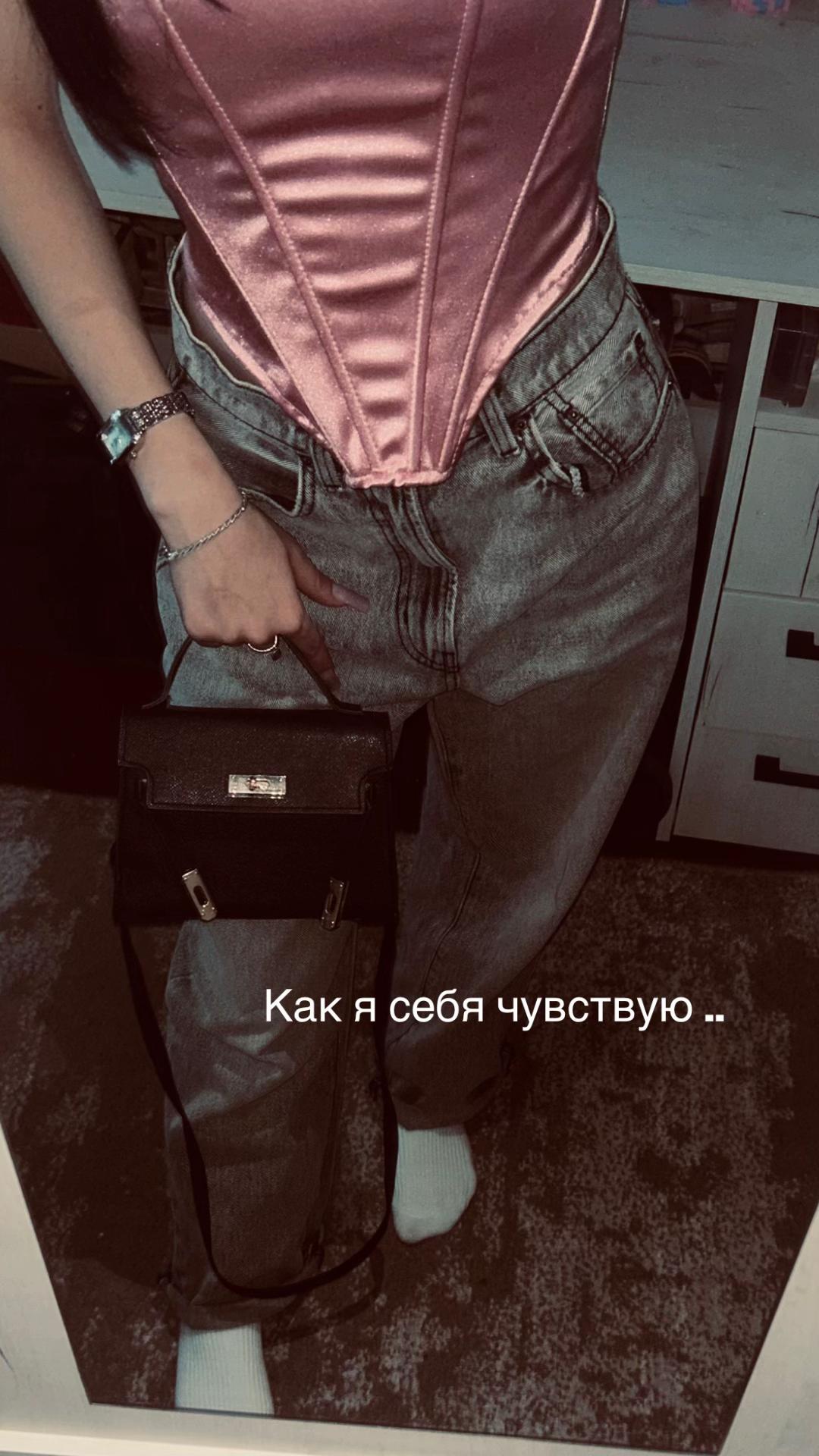 @viky🪬