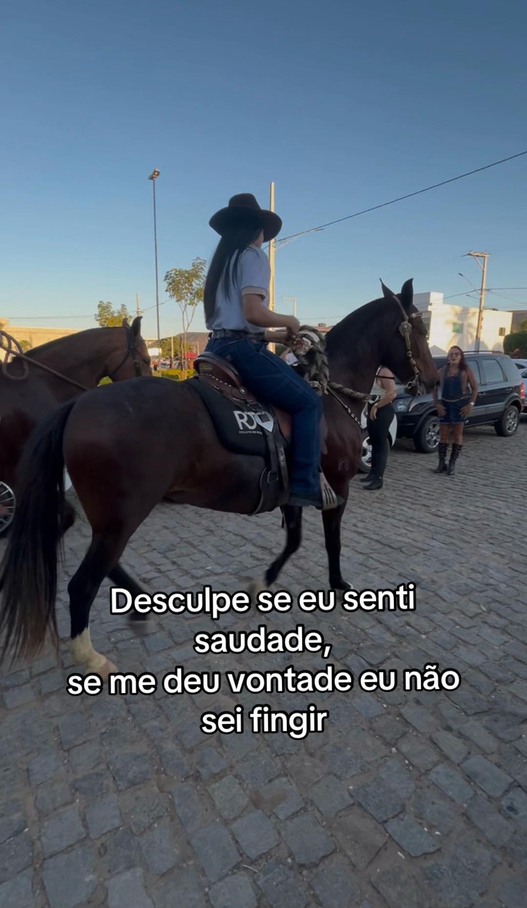 @Joycinha