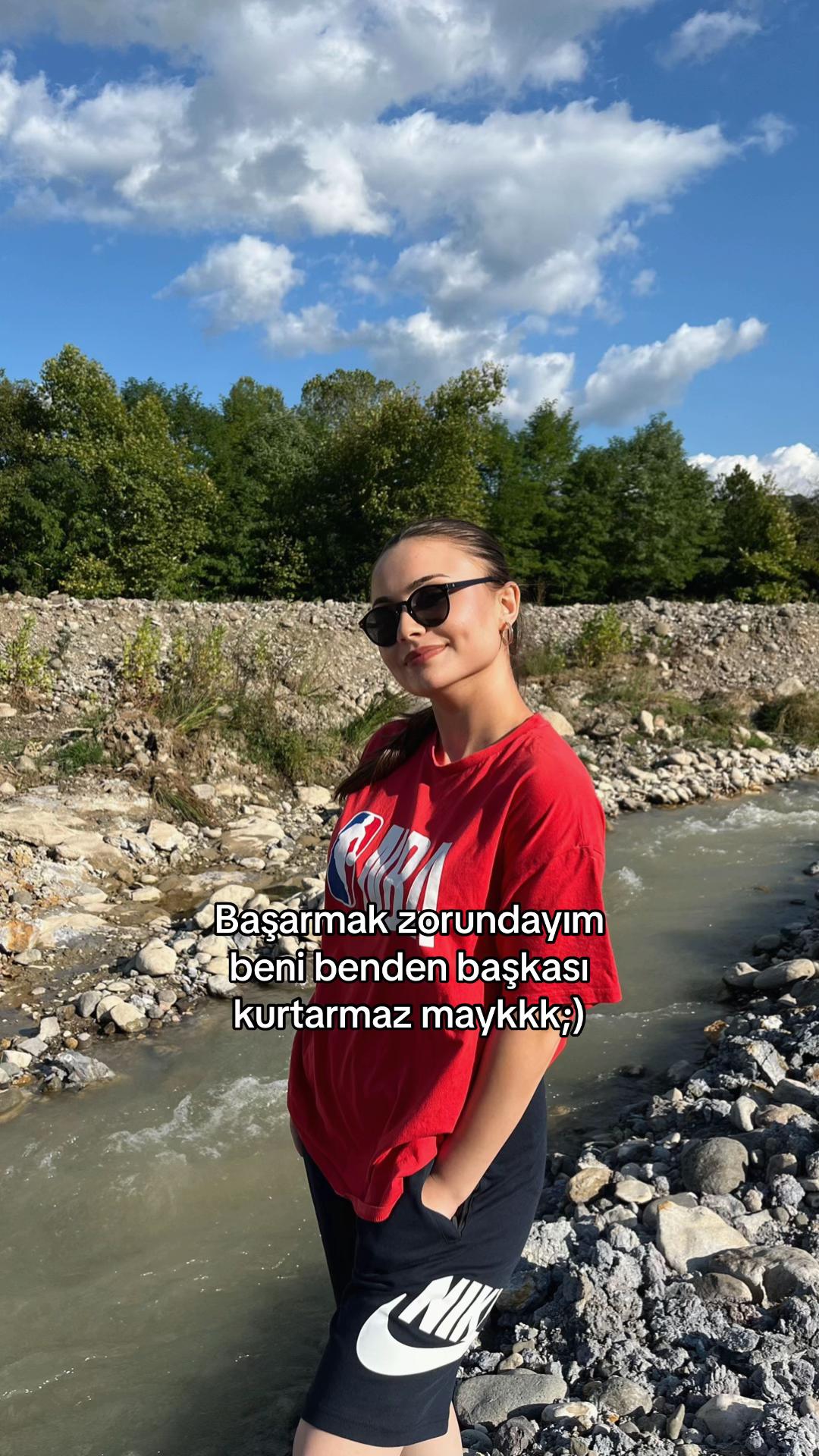 @𝓝🎀
