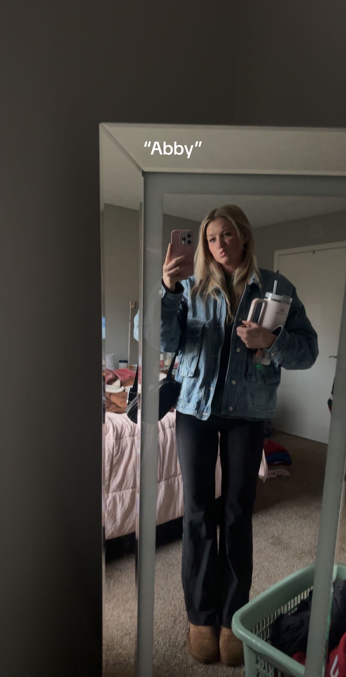 @abbyschofield__