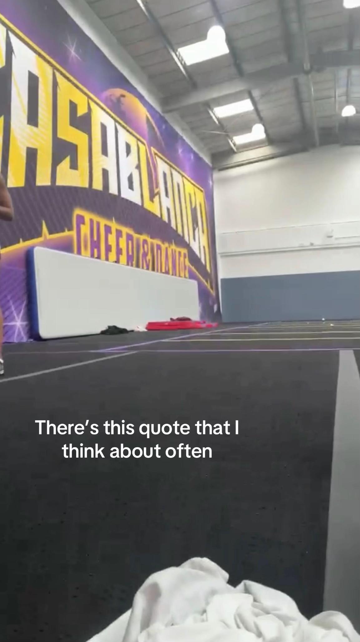 @Ella✪