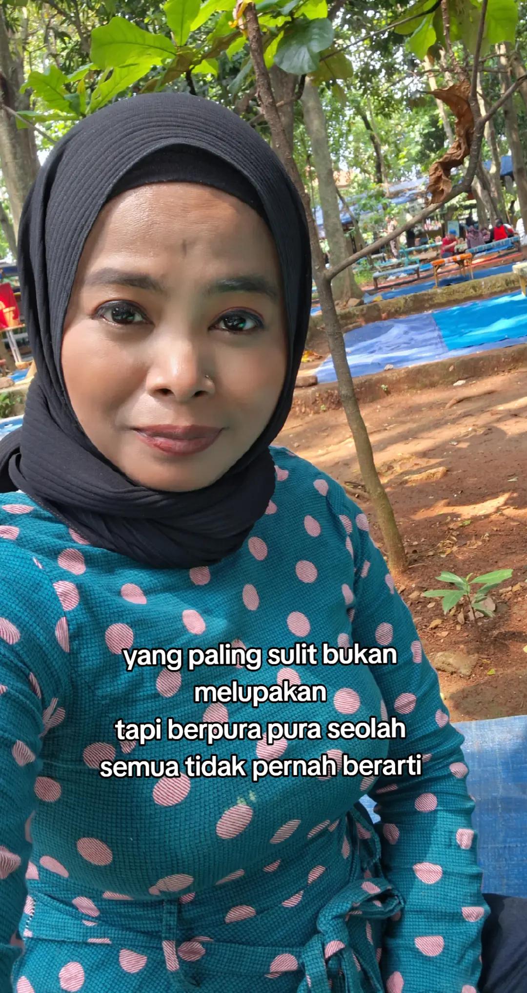 @neng aprilia (Baby R)🥰
