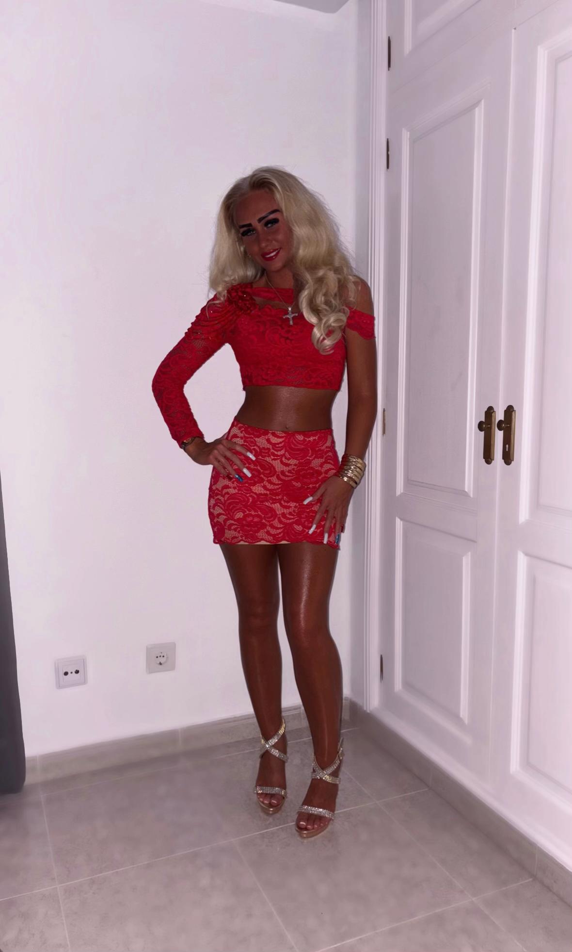 @holly Charlotte✌🏾👸🏼