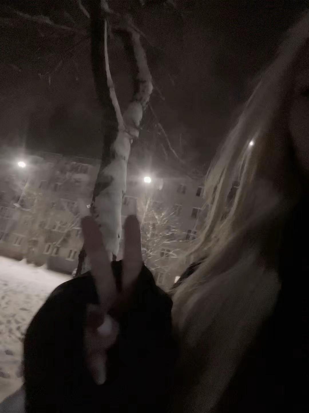 @0_0