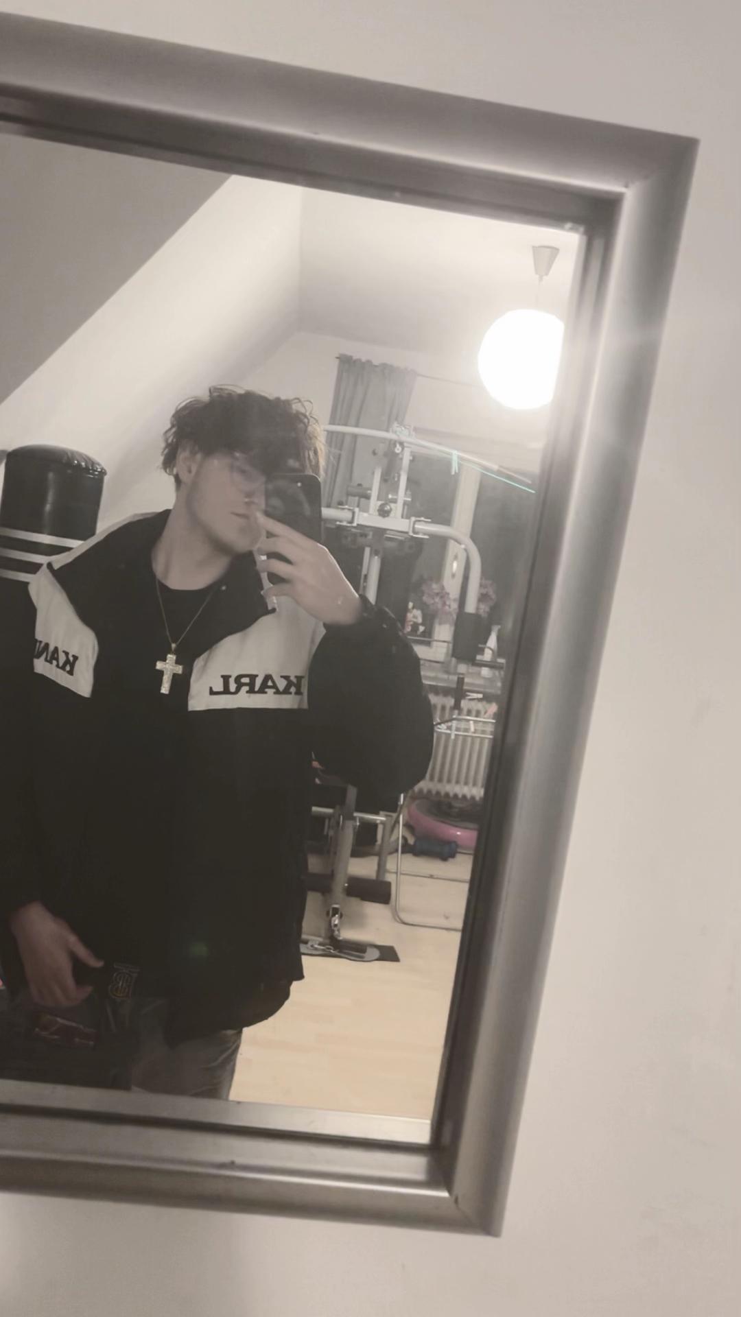 @⠀ ⠀ ⠀ ⠀ ⠀
