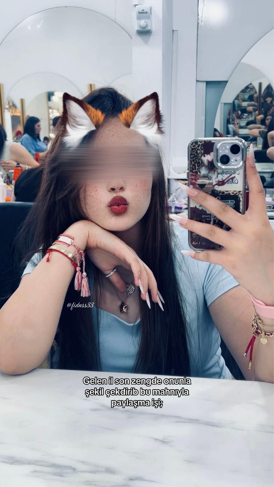 @𝐹.𝐹