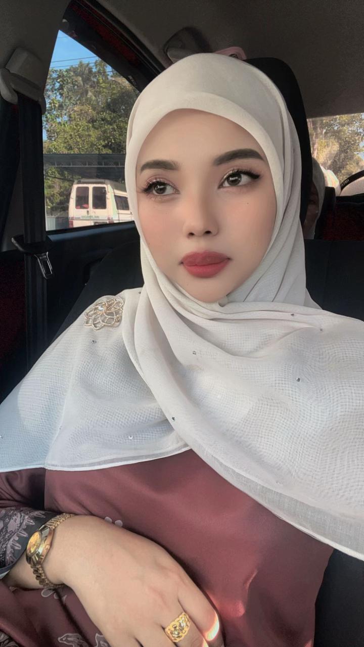 @Y4Y401_