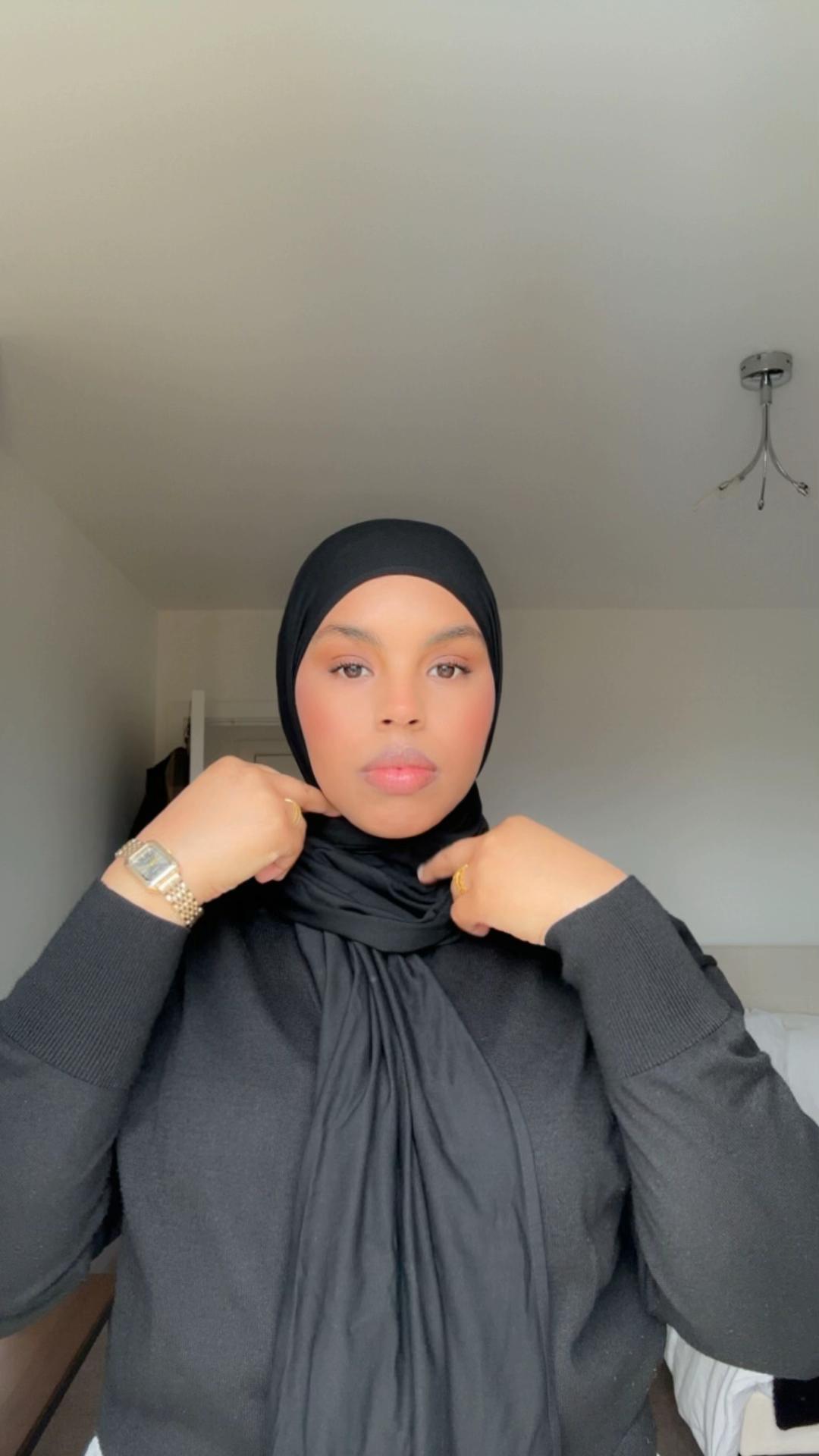 @Aisha🧸
