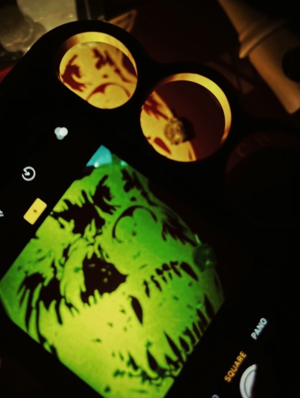 @⃟