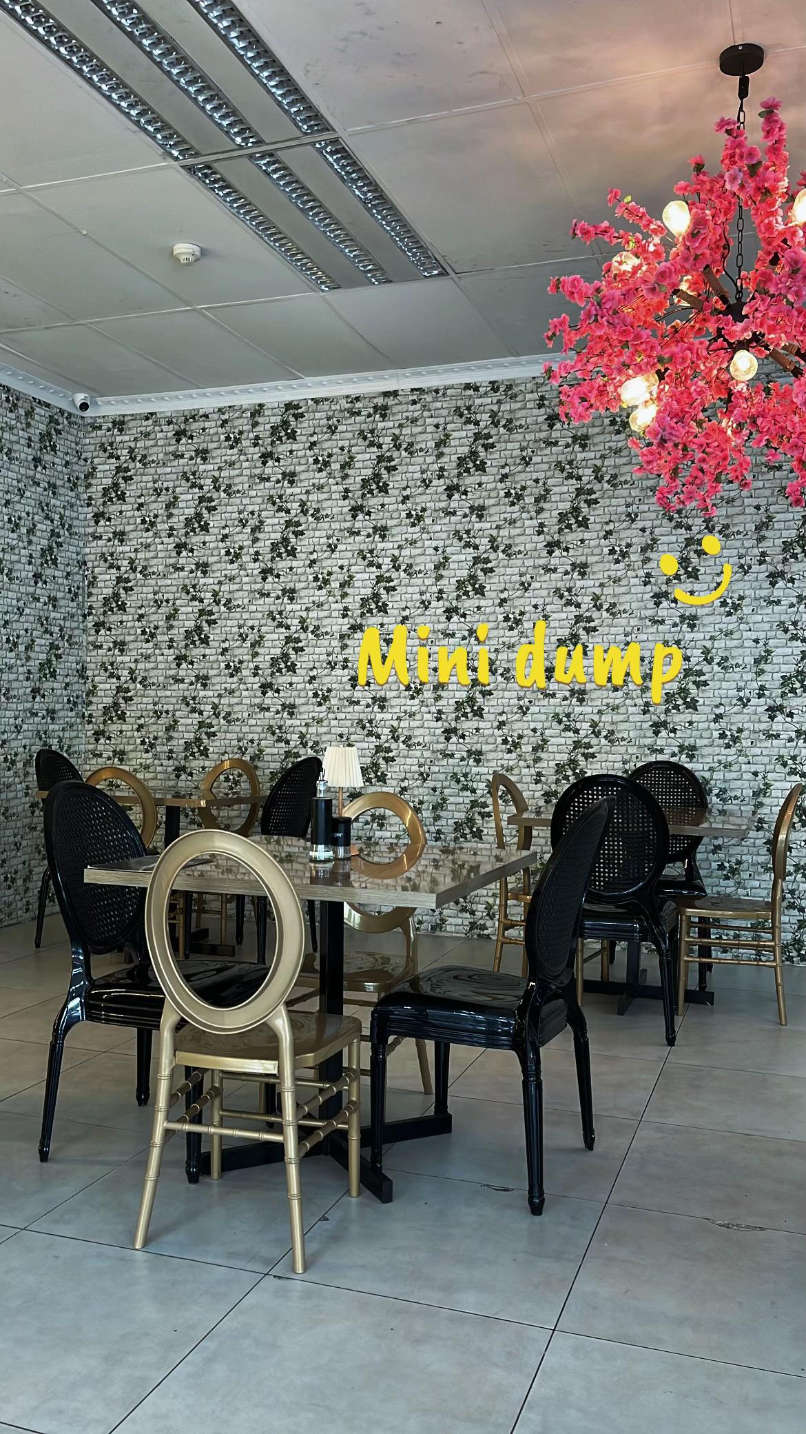 @Candy Majola ᥫ᭡