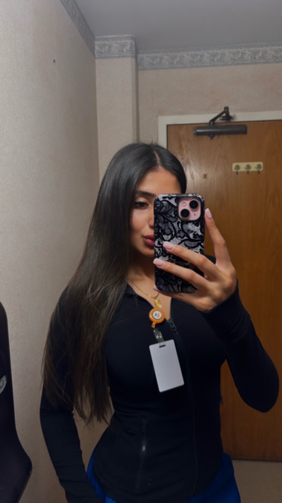 @𝒮abrina
