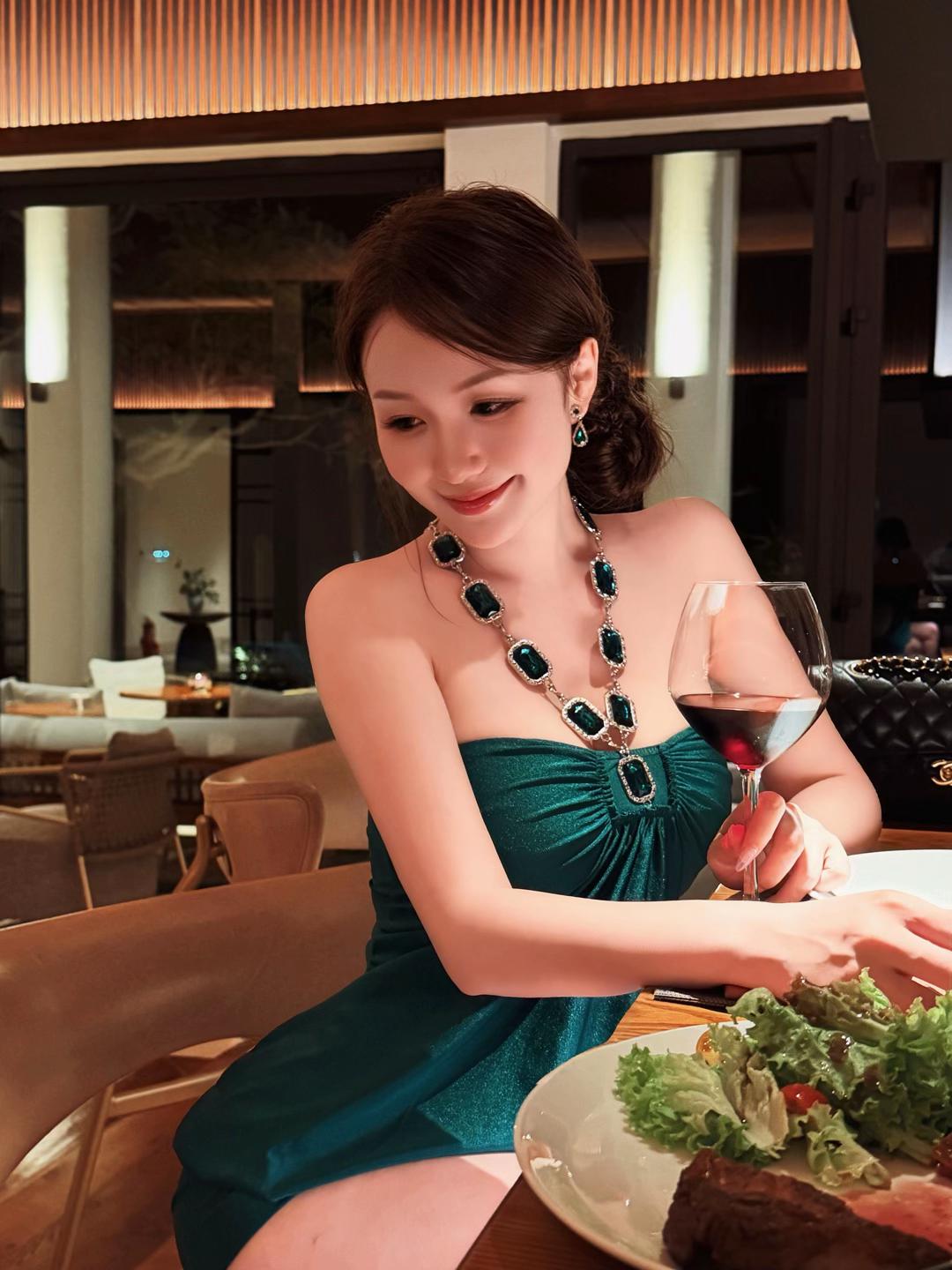 @Phan Ngọc Anh Thư