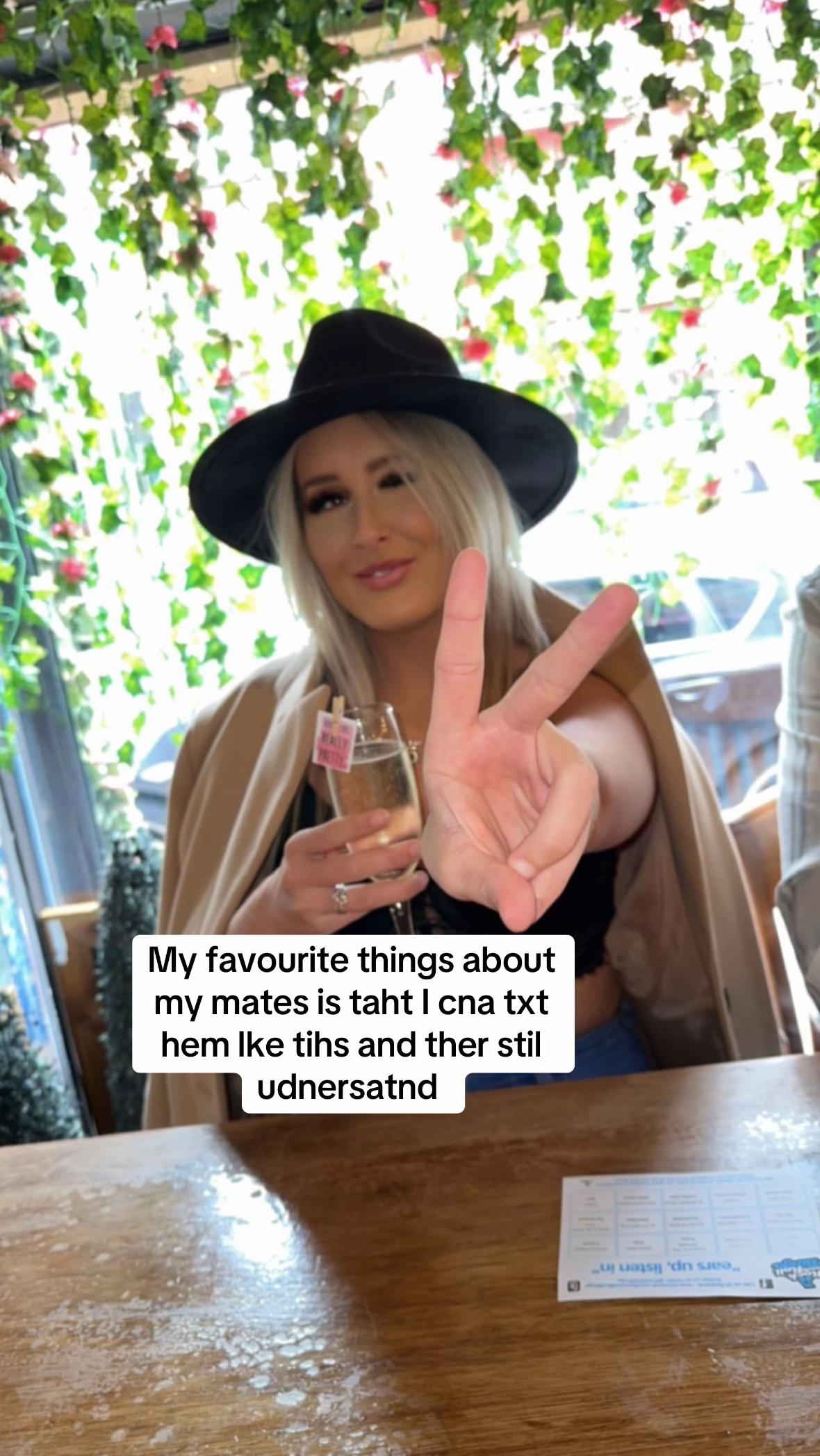 @Whitney Purnell ~ Mum of 2๐