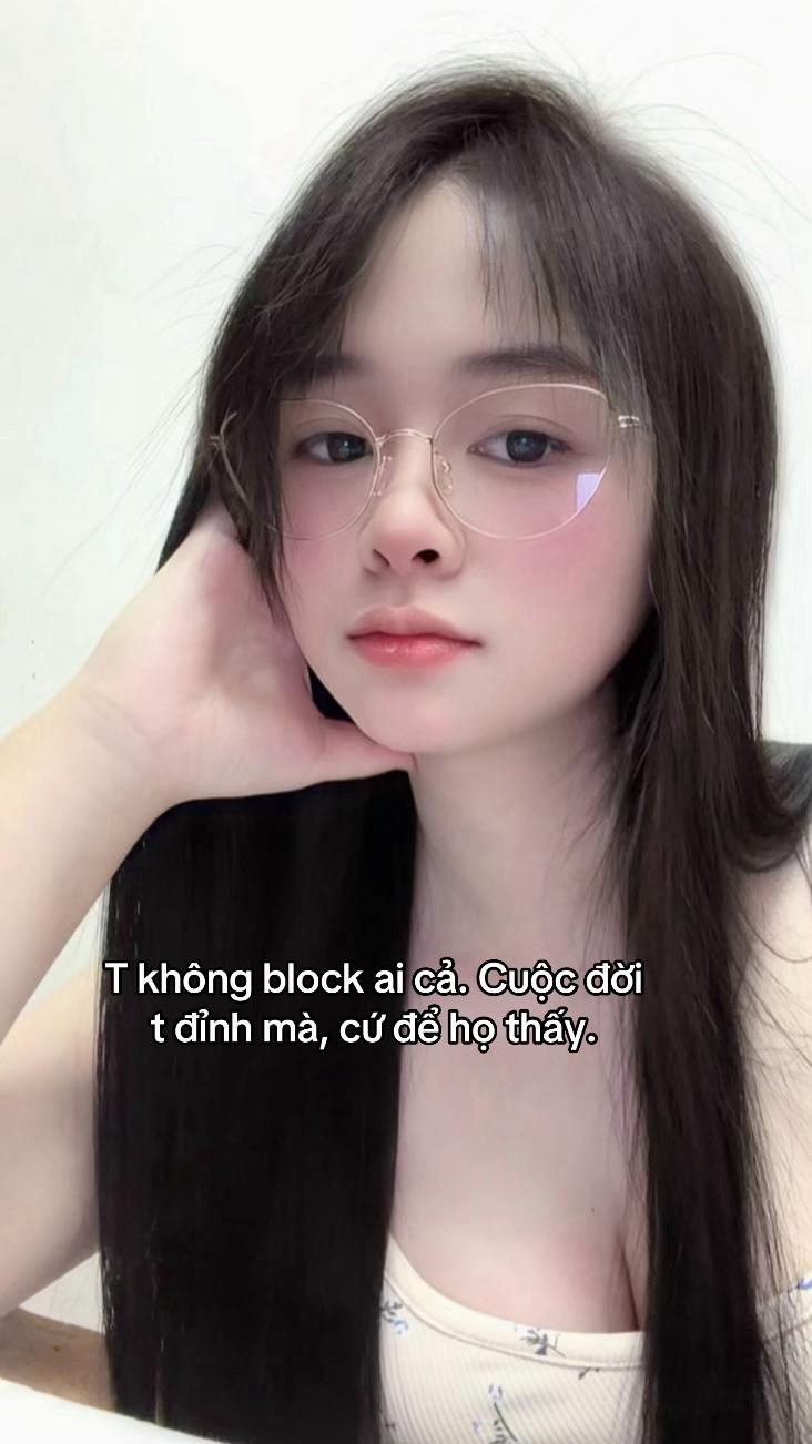 @Tuyết Trinh Ი𐑼 ☃︎