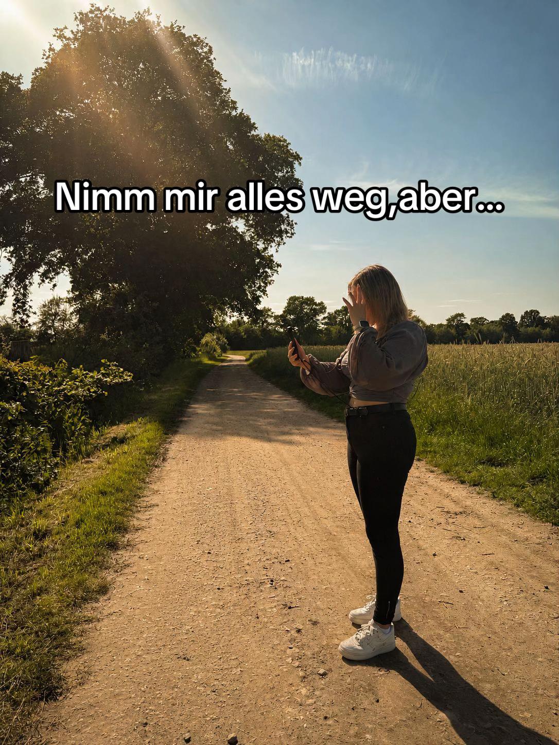 @JanaGrzx