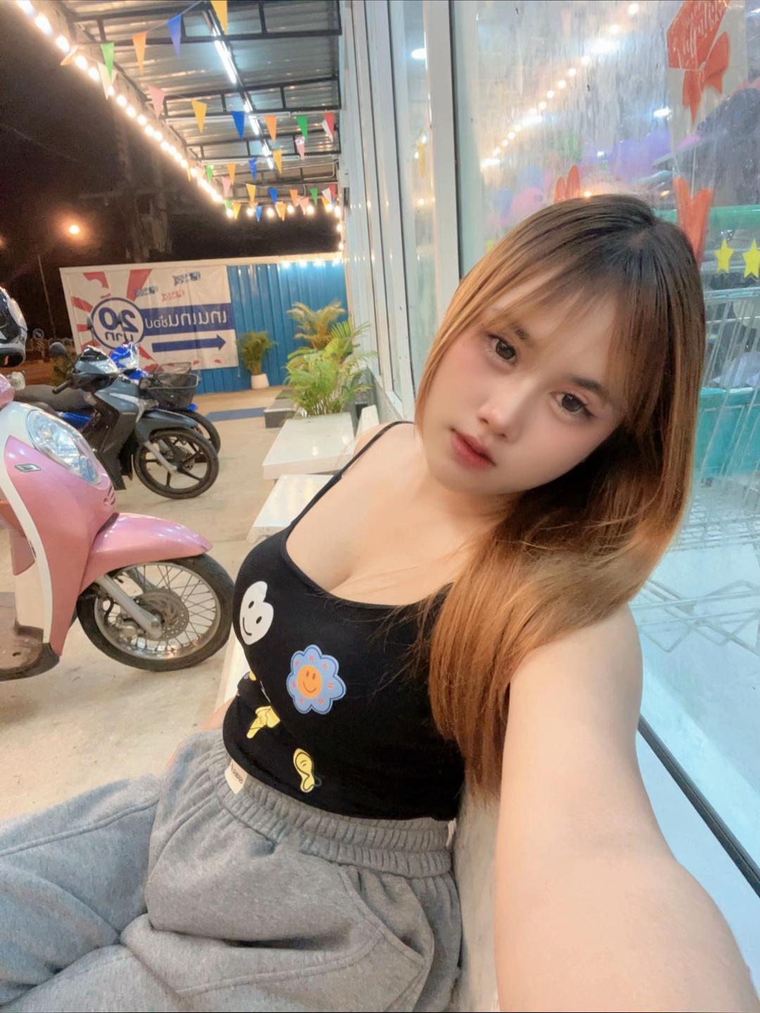 @ฝนน💖🩴
