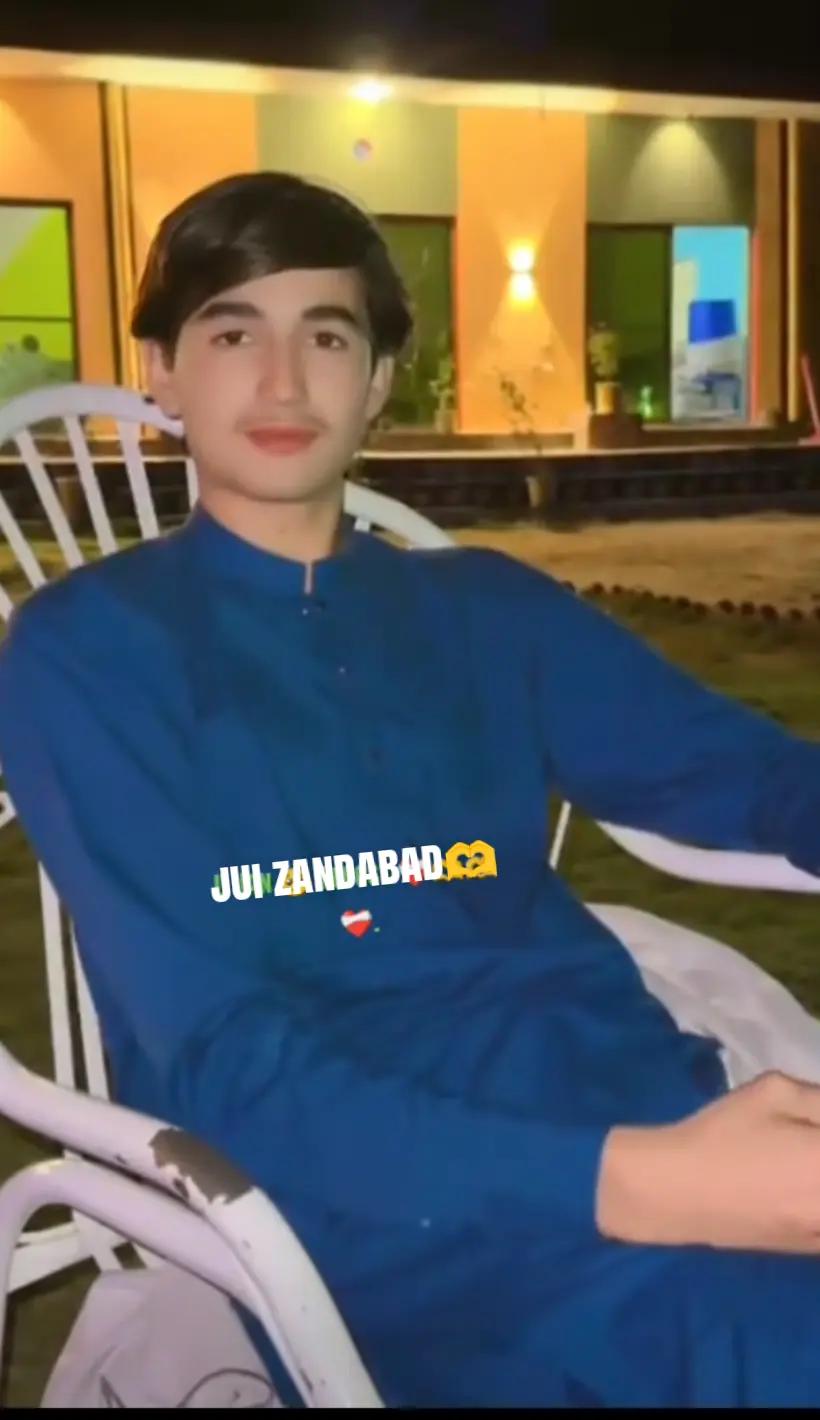 @ZEESHAN 🫶KHANII❤️👈