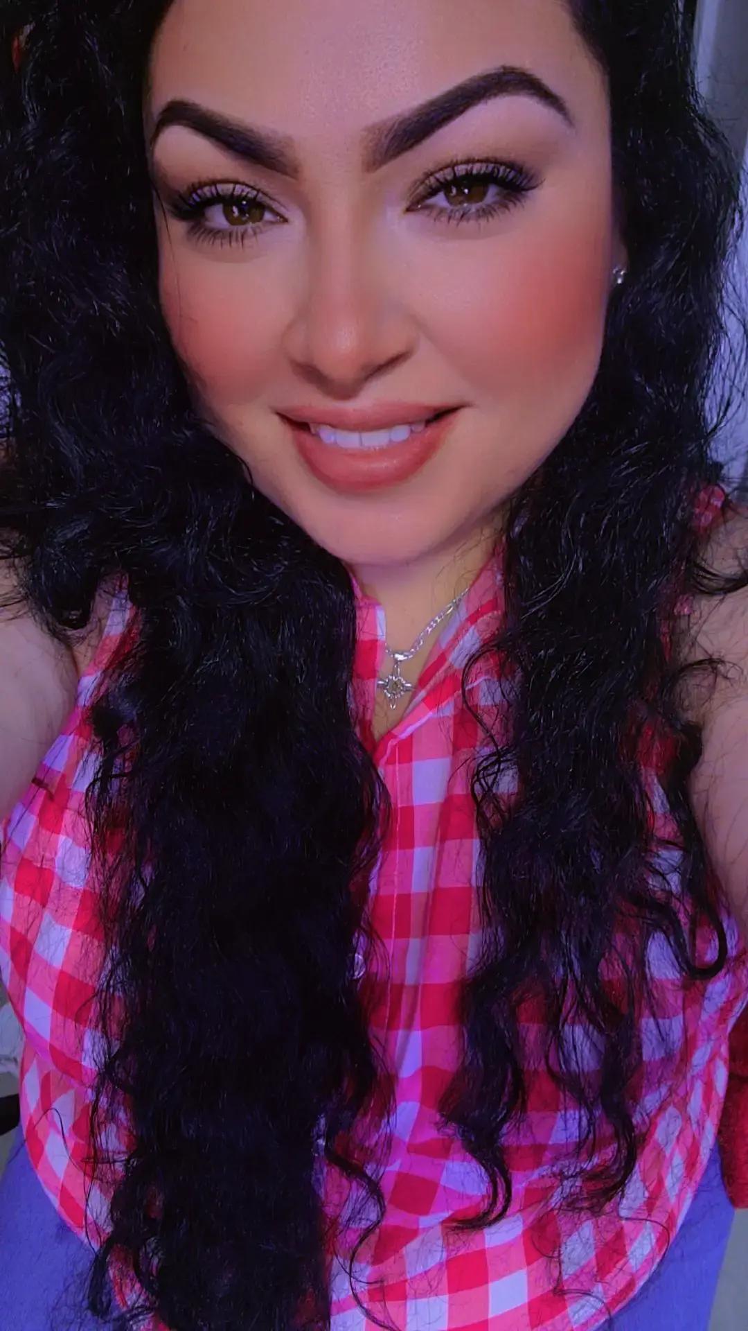 @ᴸᴬ 💄ᶜᴴᴵᴺᴳᴼᴺᴬ ✌️ᴰᴱ 💋ᴹᴵᶜᴴᴼᴬᶜᴬᴺ