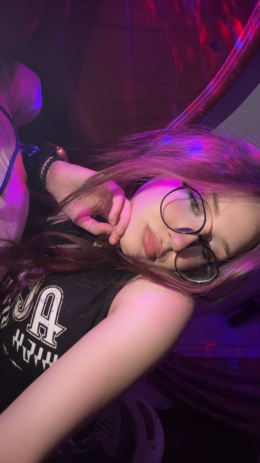 @𝐌𝐚𝐫𝐨:☆