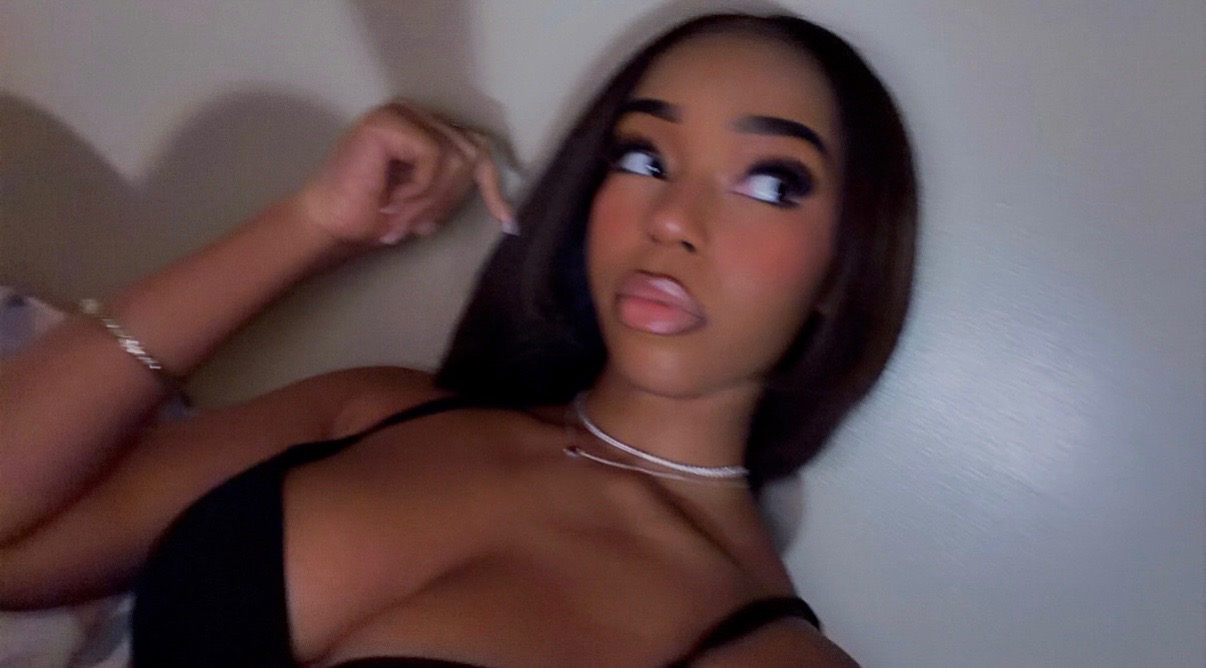 @manii🎀.