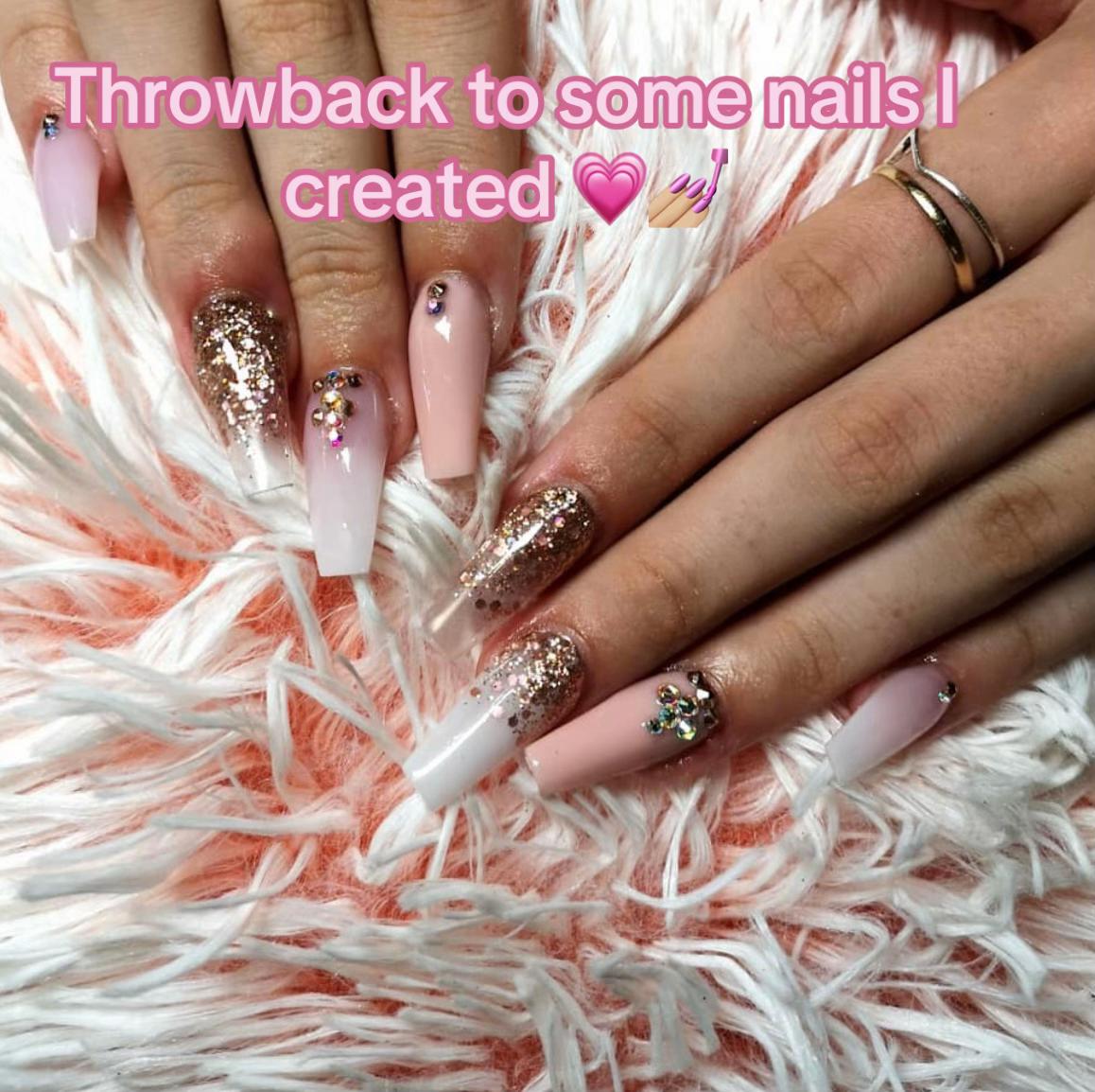 @Havva's Nails