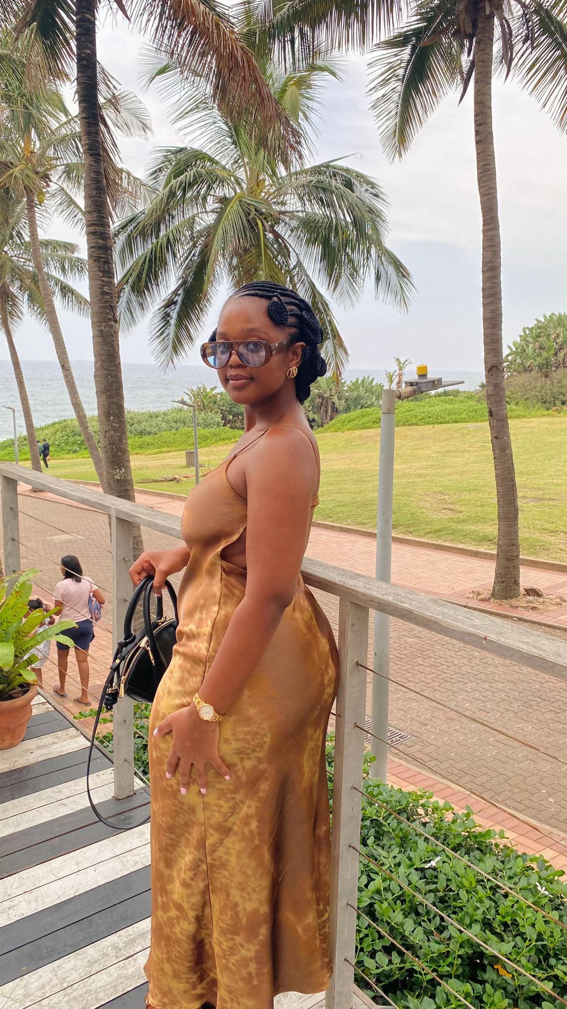 @sibahlezungu