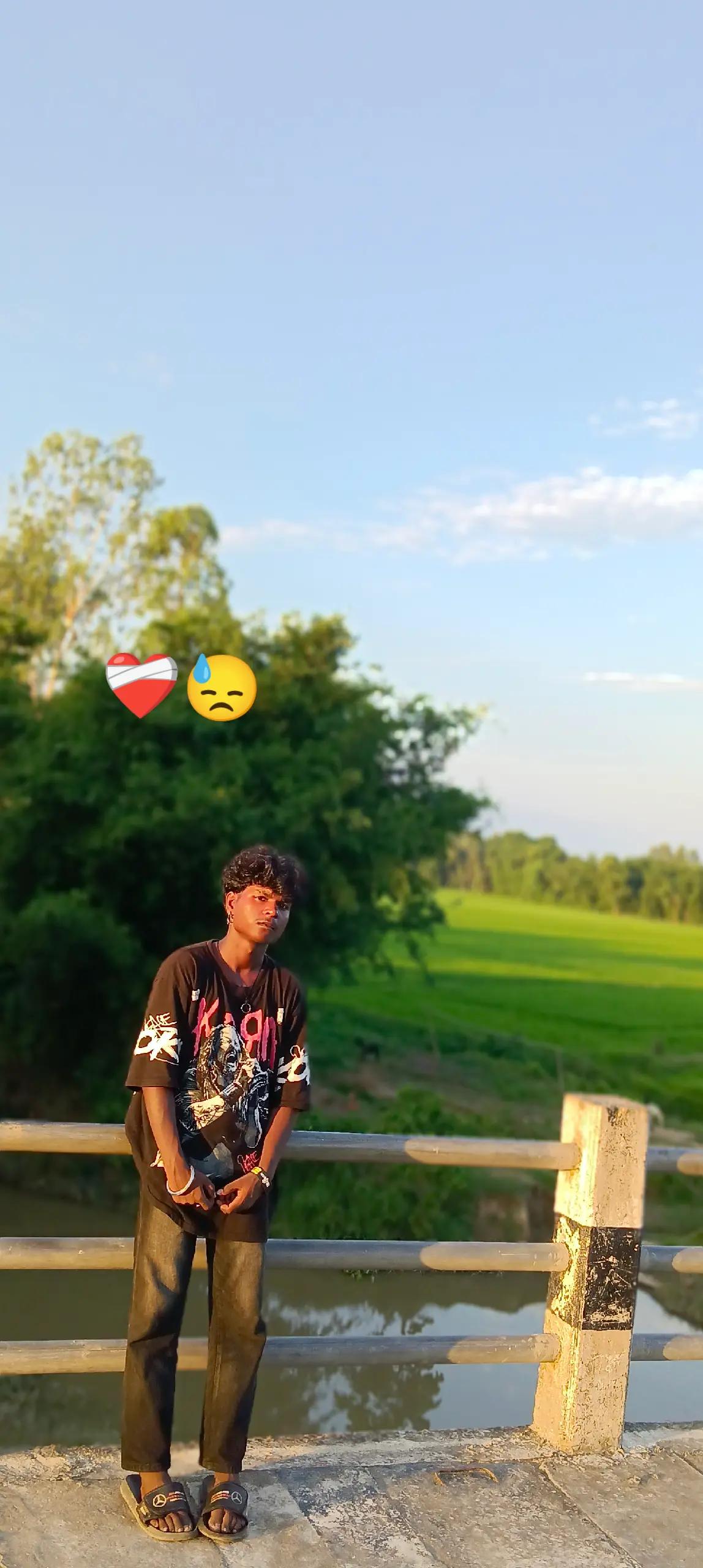 @sad ❤️🩹 Boy 😔😔