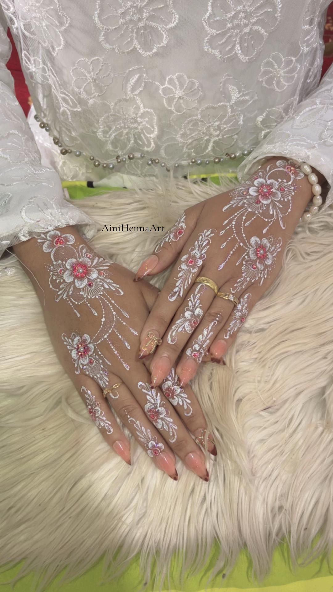 @Aini Henna