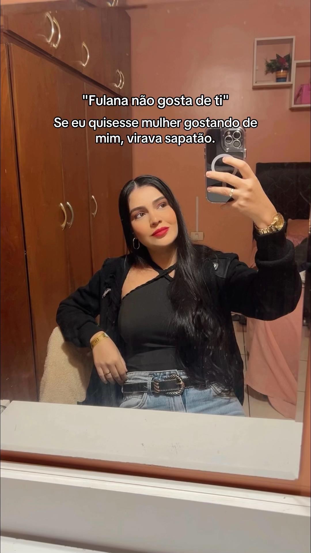 @LARAH MACIEL