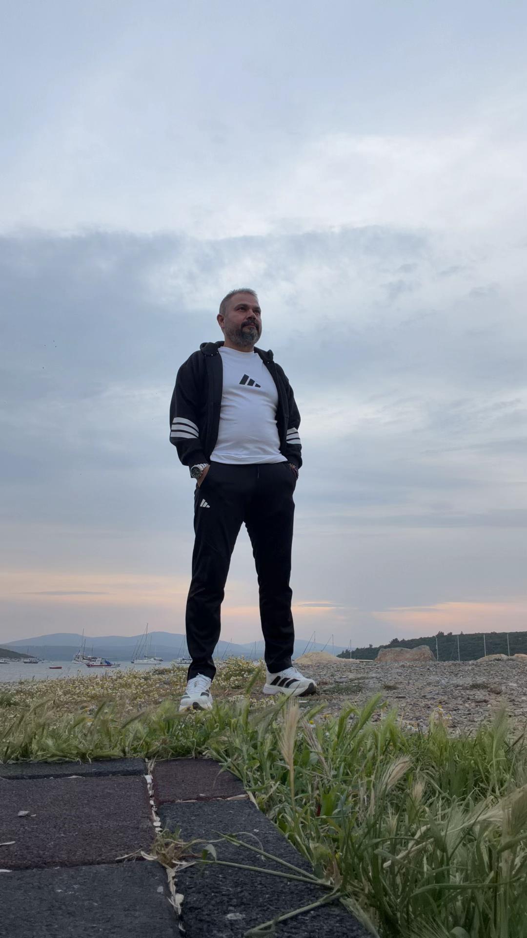 @Barış Kayhan