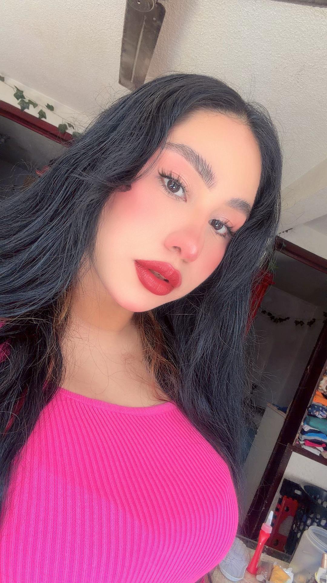 @Laurita Reyes