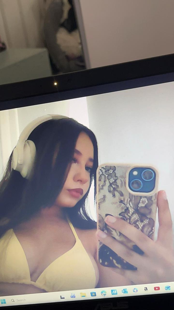 @foxiliciouss
