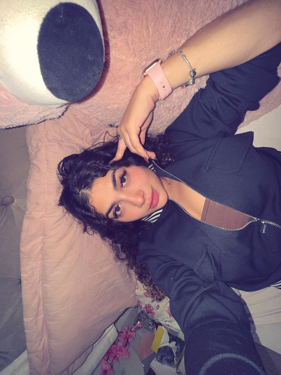 @𝓙𝓮𝓼𝓼𝓲.𝓬𝓪𝓷𝓾𝓽𝓸