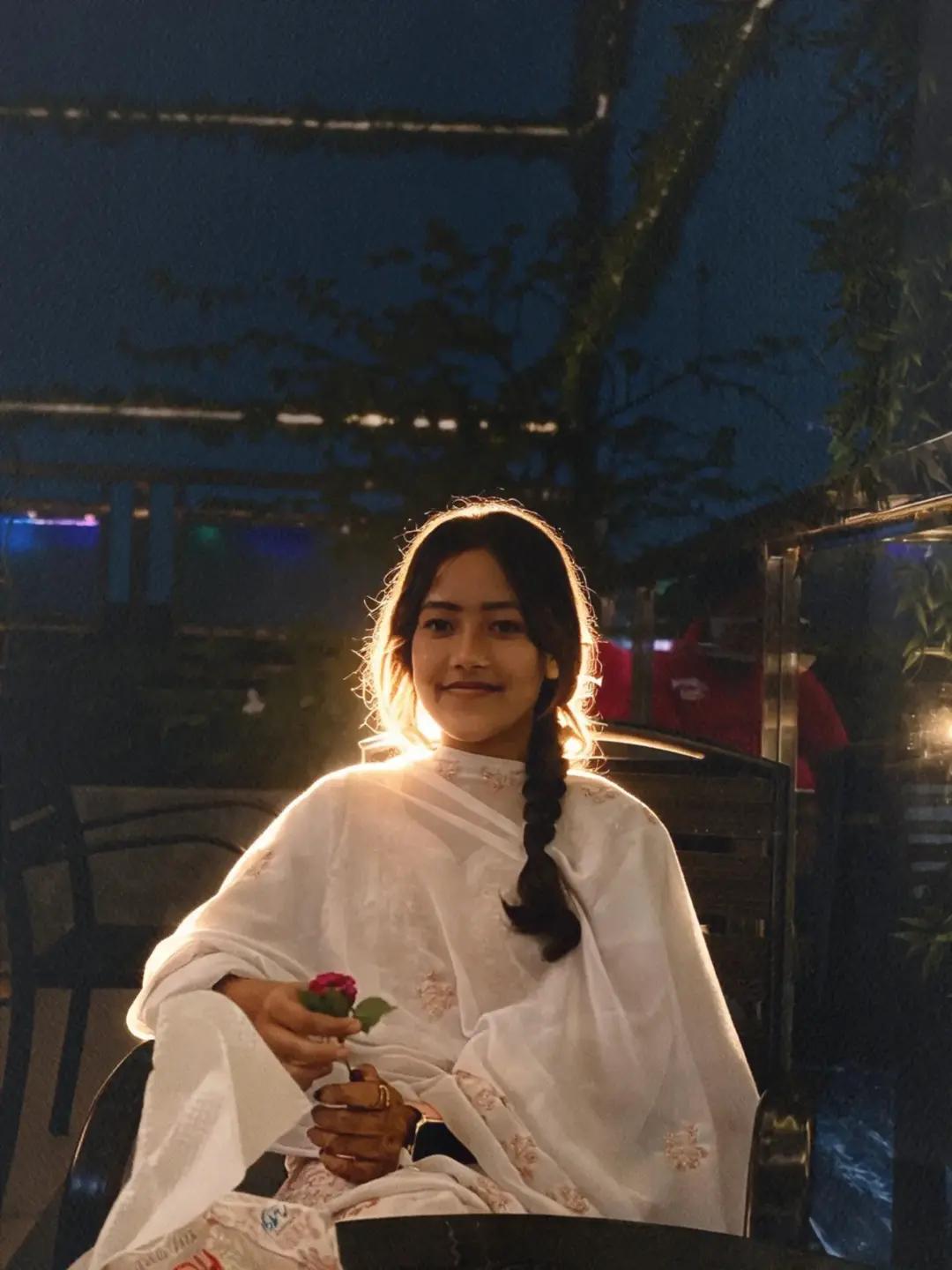 @𝐄𝐫𝐚 𝐂𝐡𝐞𝐫𝐫𝐲🍒