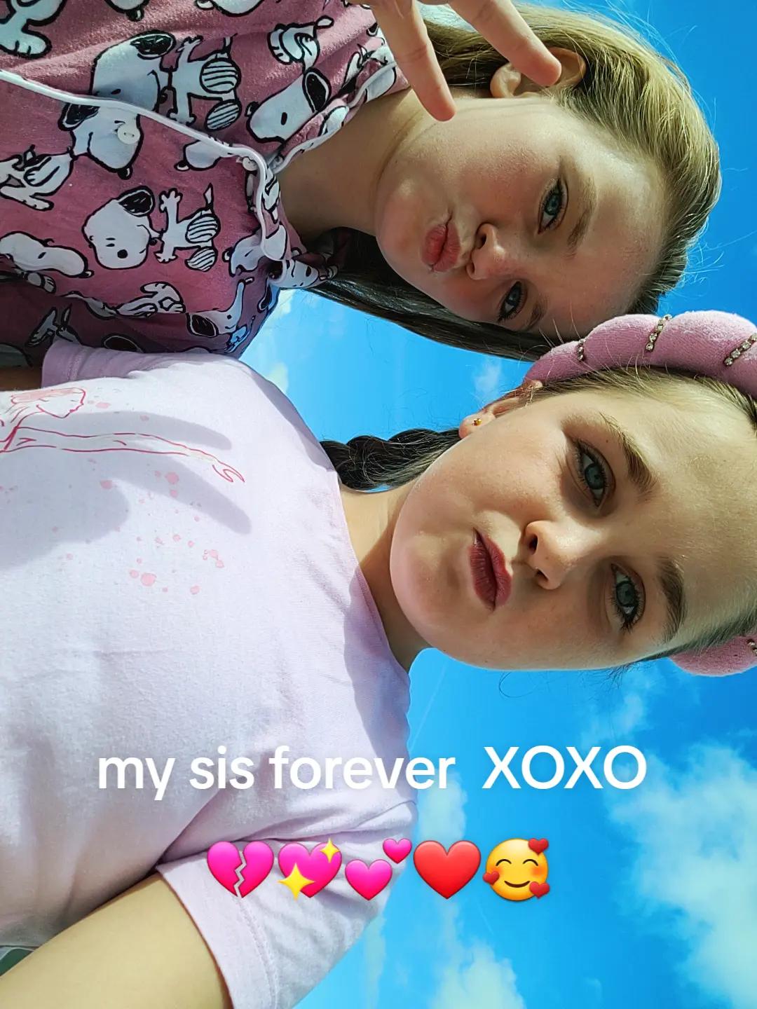 @Tiana x
