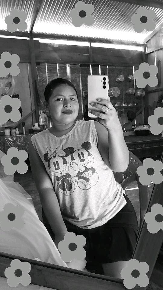 @LUCIA🥰❤️💐🪷