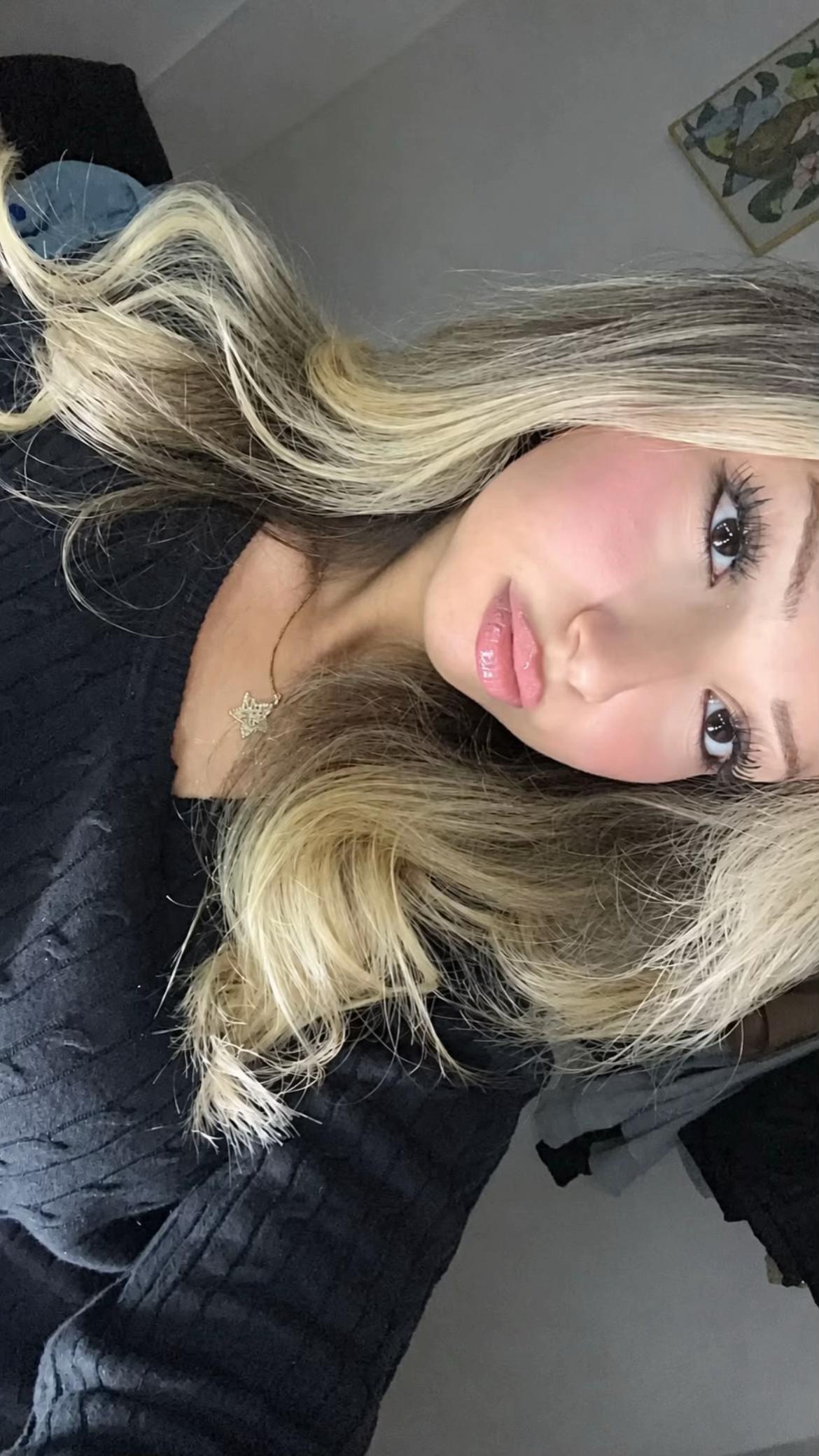 @👸🏼