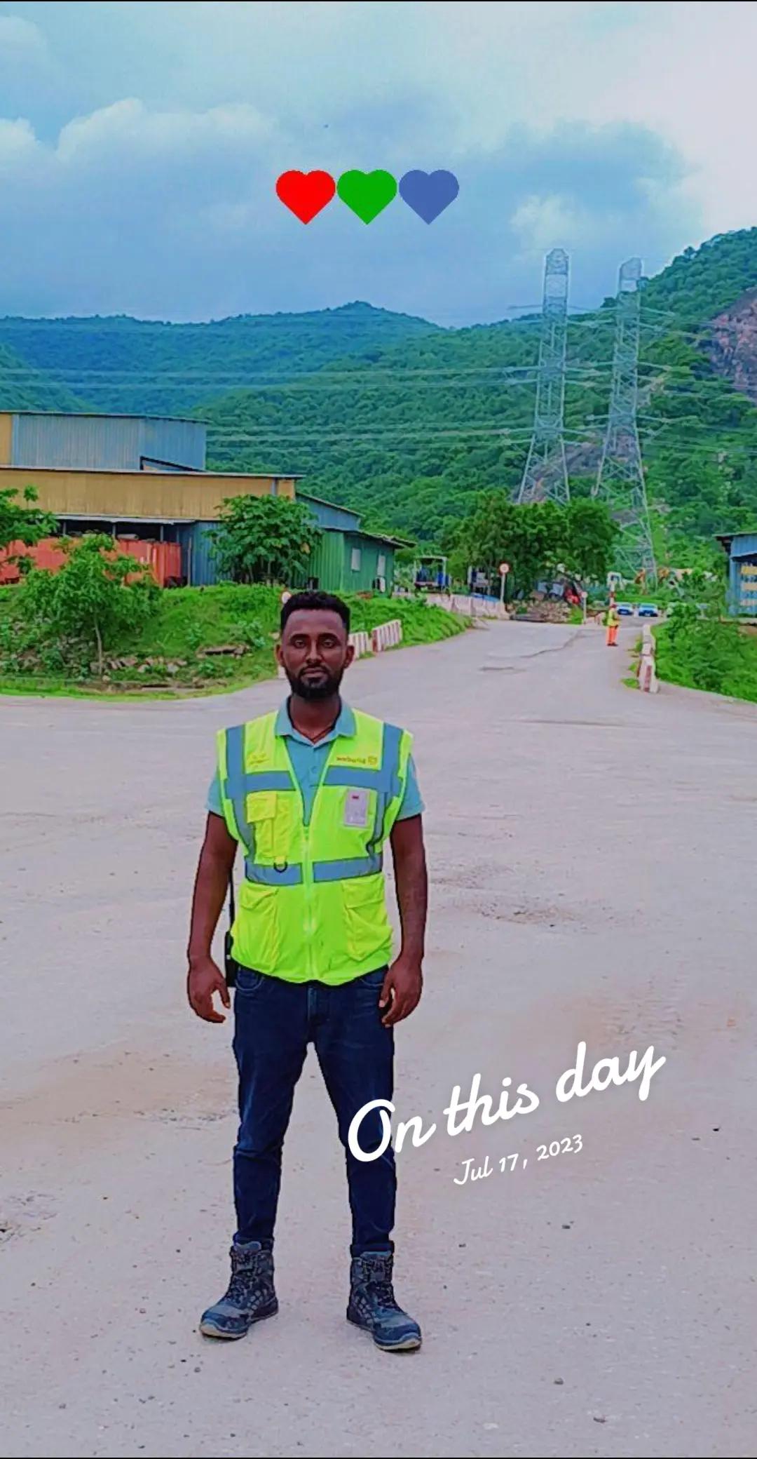 @ዮቶር 12