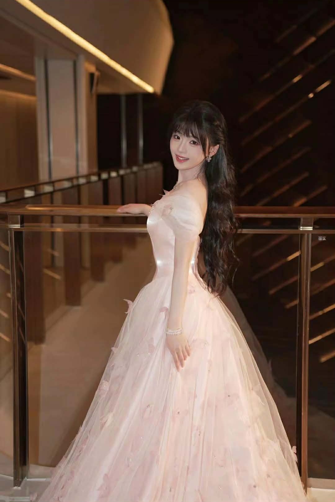 @🇧🇩~莉莉崽~🇨🇳