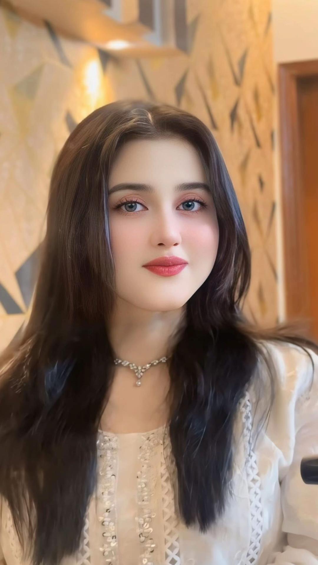 @sanabutlondon1