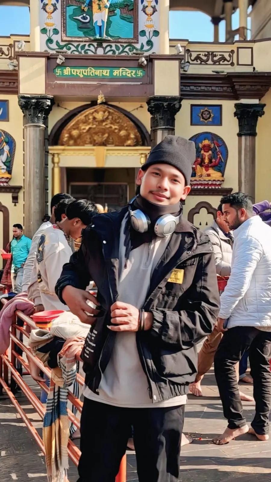 @💞(सुजित,)(थारू)🤞🎀