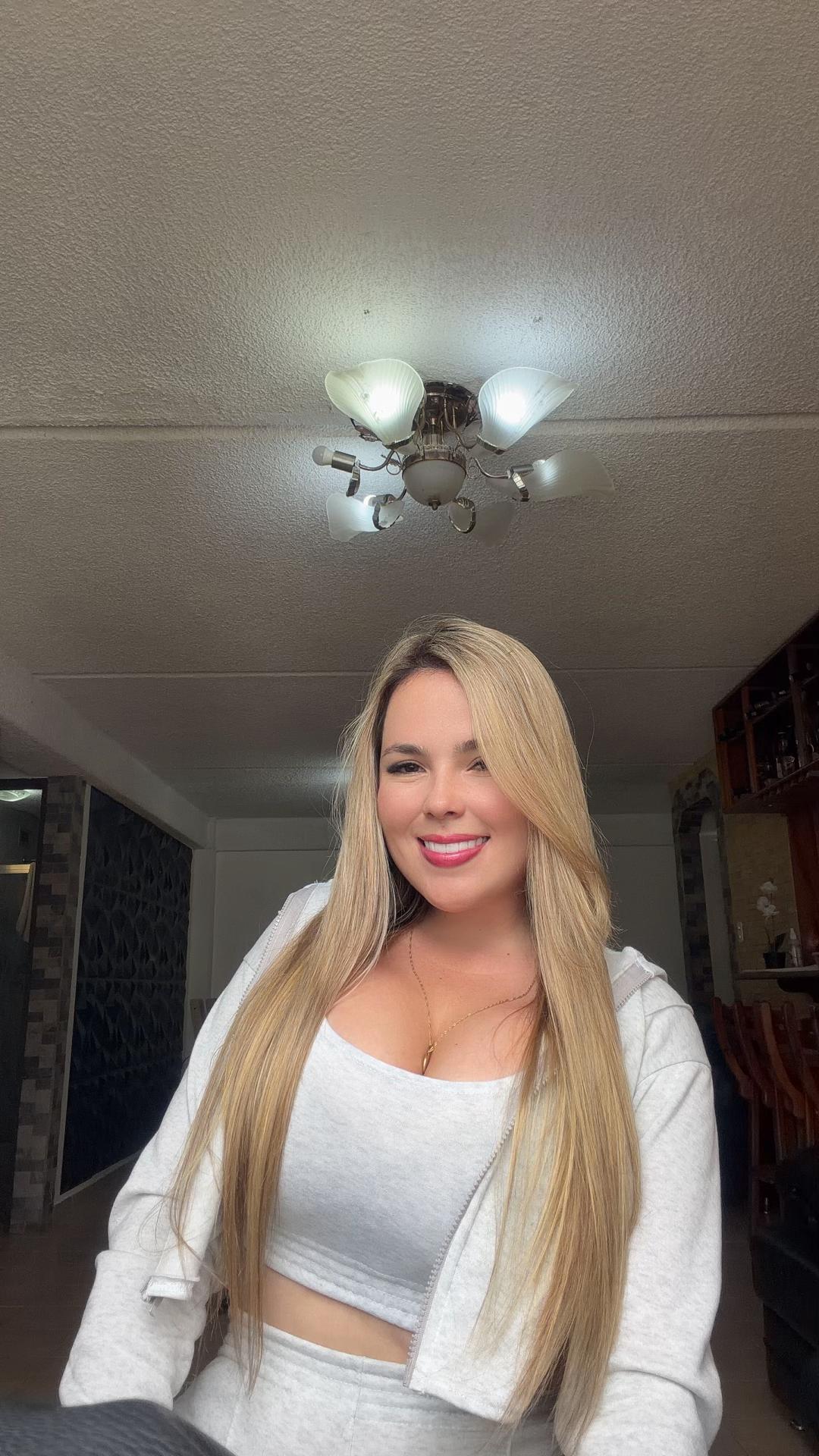 @Angela Gabriela