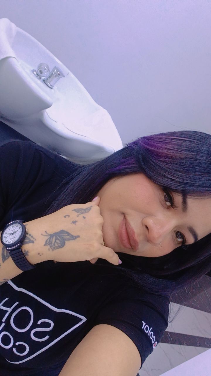 @gleidys Lady Barber