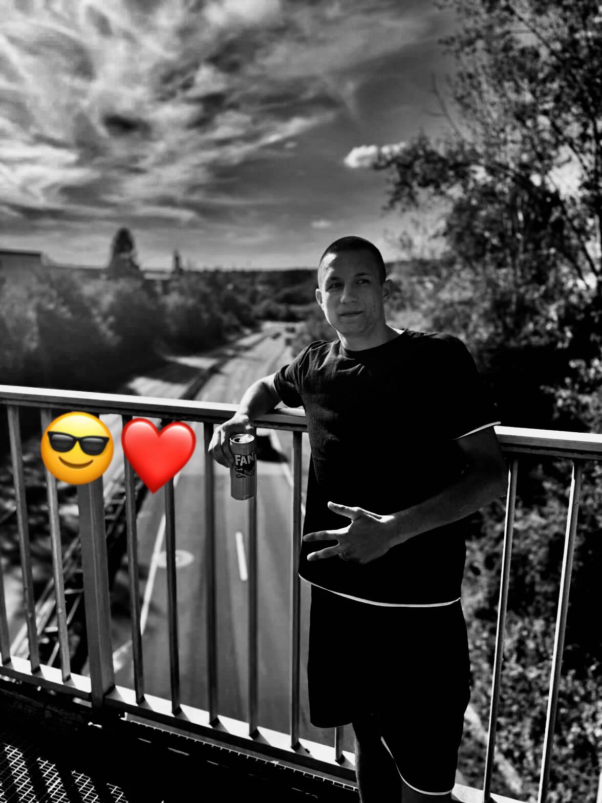@artem -7-7-7😎