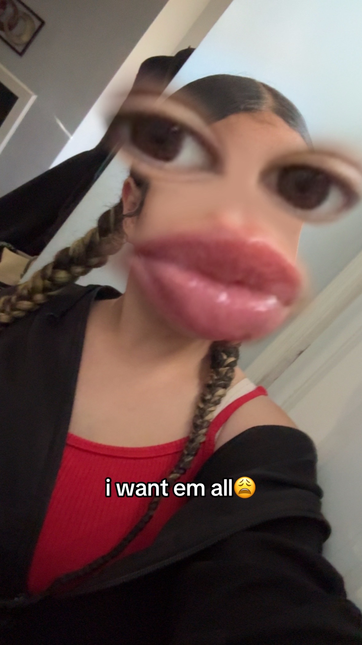 @<3