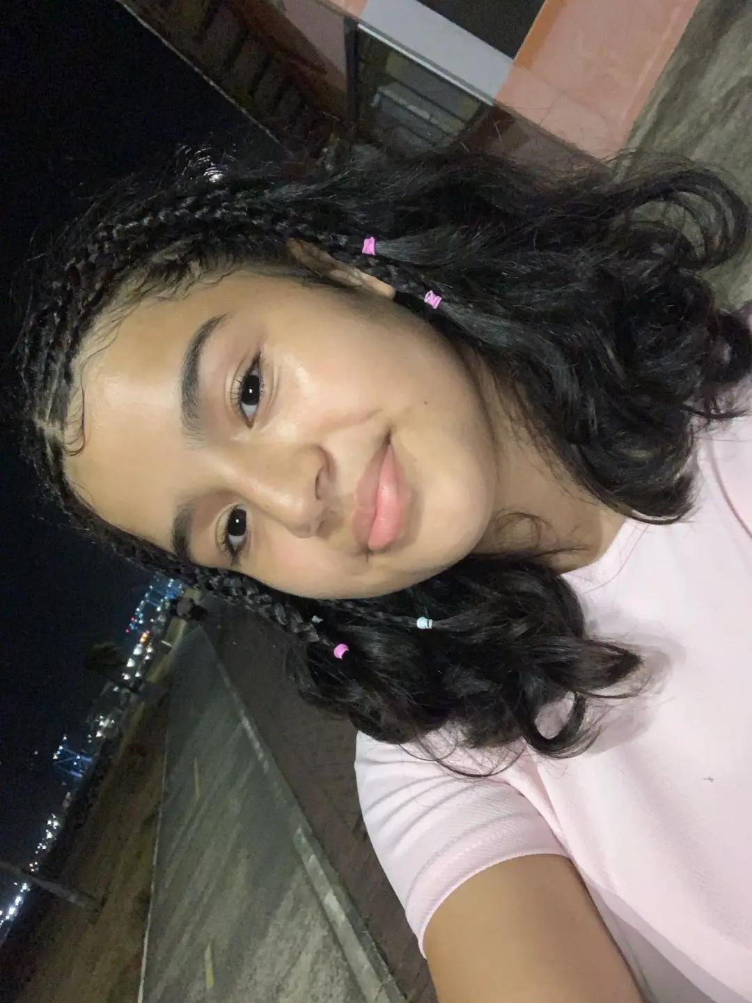 @Mariel✨